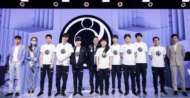 进攻与变幻 进攻与变幻