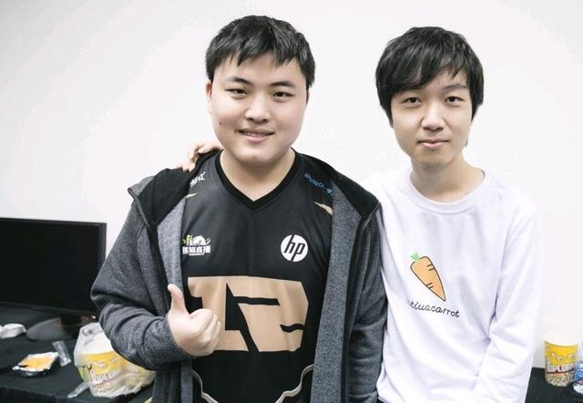 赛场上展现 赛场上展现