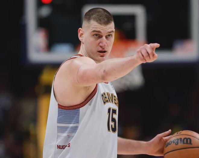 至少两次得 至少两次得